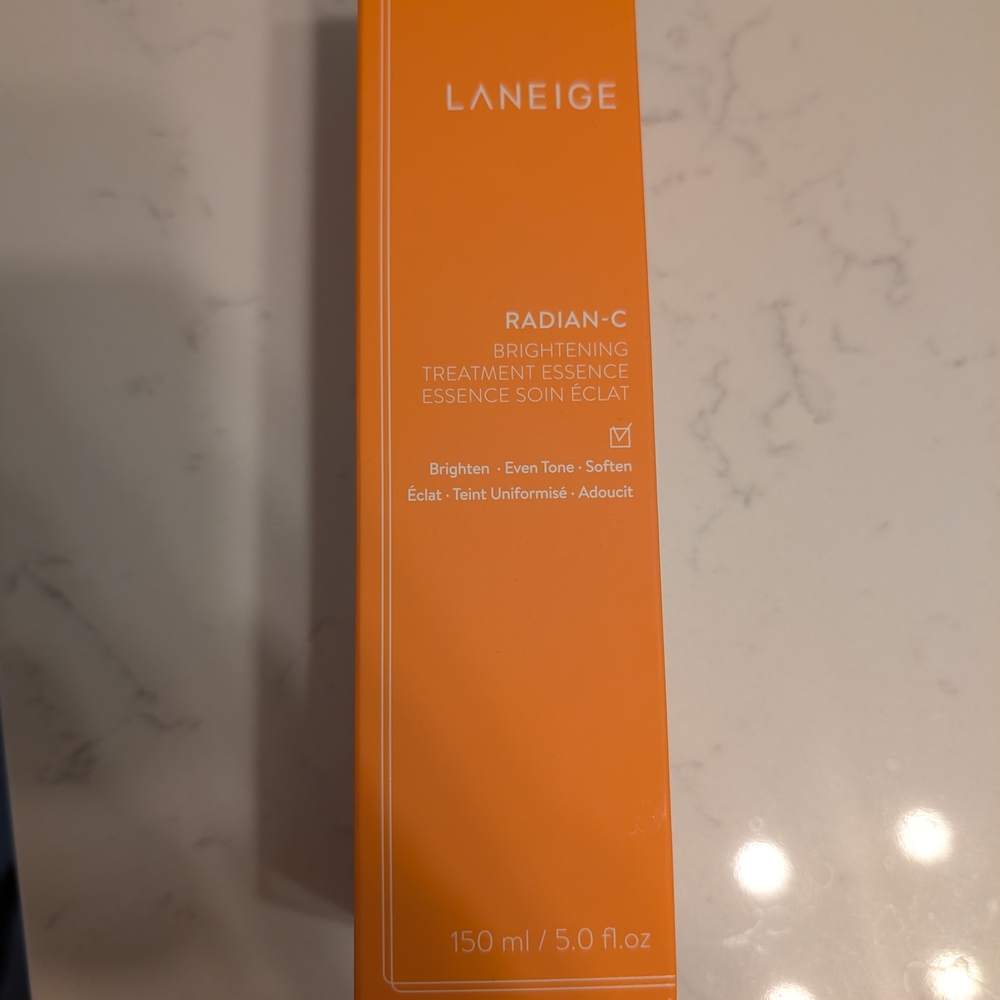 LANEIGE Radian-C Brightening Treatment Essence - Picture 2 of 4